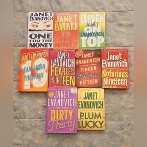 (9) Janet Evanovich Hardback, Stephanie Plum Novels, see description, LOT